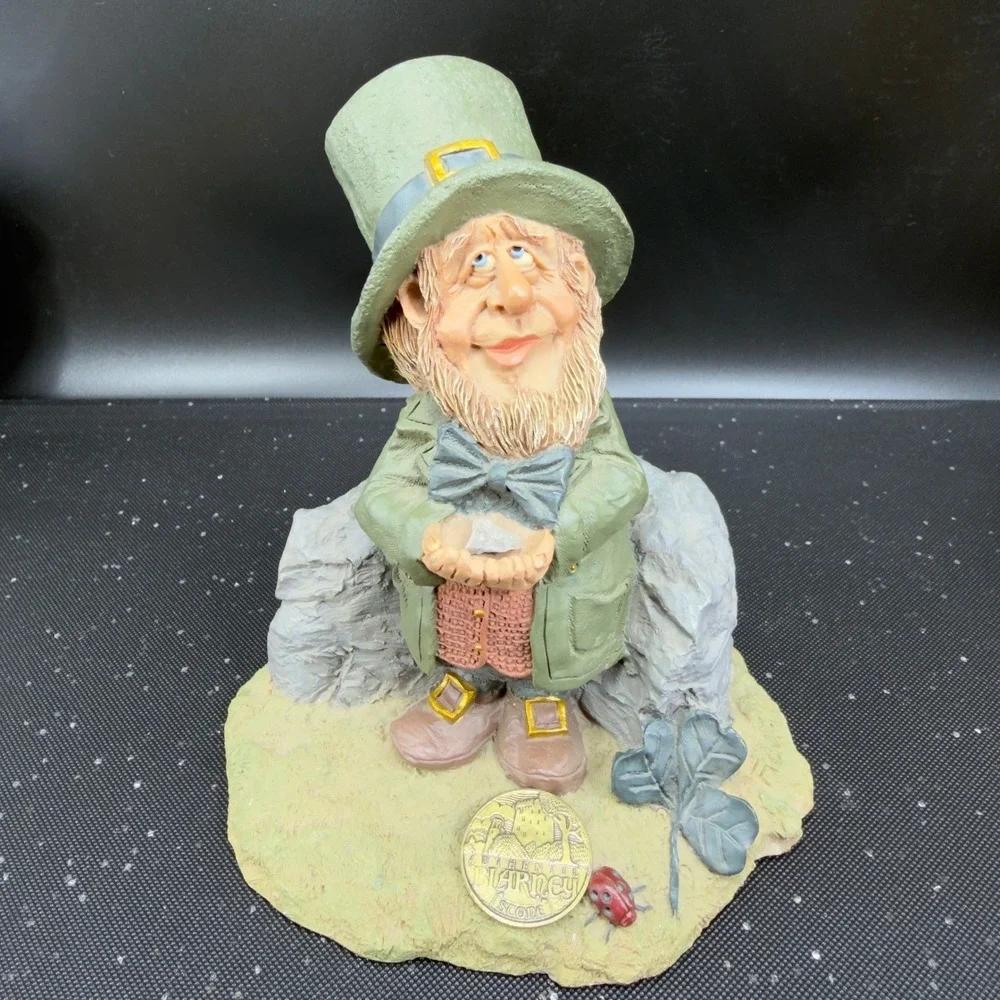 Fionn Leprechaun Figurine Blarney Stone Lucky Clover Ladybug Irish Figurine VTG‎